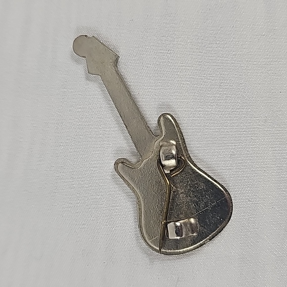 Iron Maiden Pin - Picture 3 of 5